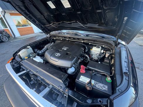 Used 2008 Toyota FJ Cruiser 4WD image 16