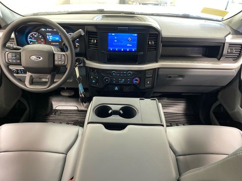 New 2026 Ford F250 XL image 39
