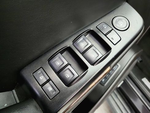 Used 2016 Chevrolet Tahoe LT AWD/4WD image 24