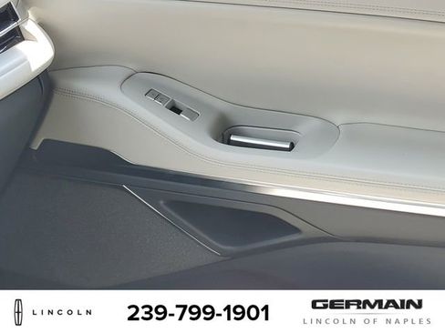 New 2026 Lincoln Navigator L Reserve AWD/4WD image 27