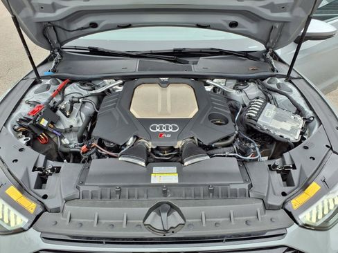 Certified 2021 Audi RS 7 Sportback w/ RS 7 Executive Package image 9