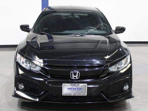 Used 2018 Honda Civic Sport image 4
