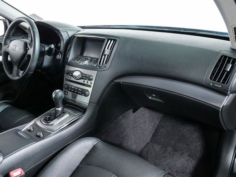 Used 2015 INFINITI Q40 w/ Moonroof Package RWD image 22
