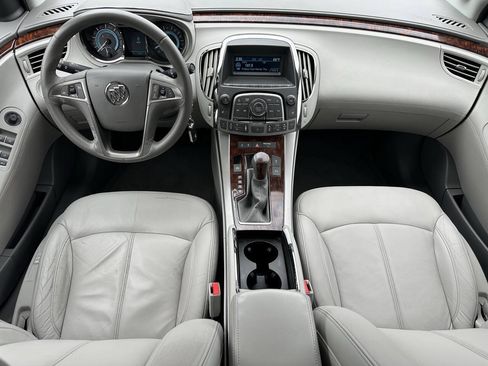 Used 2010 Buick LaCrosse CXL FWD image 12