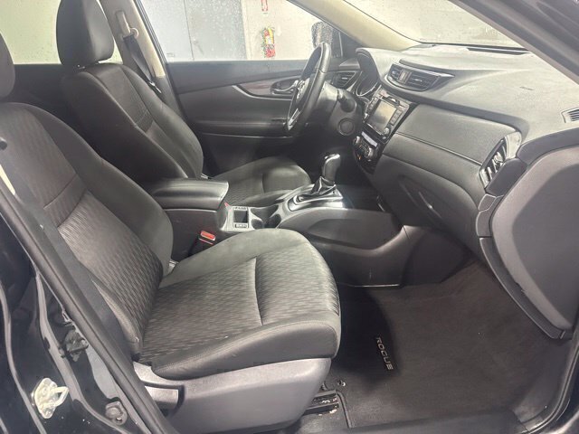 Used 2020 Nissan Rogue SV AWD/4WD image 23