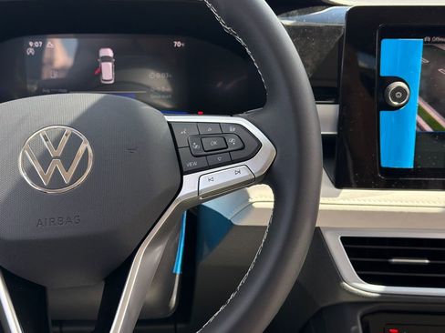 New 2026 Volkswagen Taos SE AWD/4WD image 26