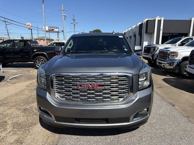 Used 2020 GMC Yukon Denali w/ Denali Ultimate Package RWD image 2
