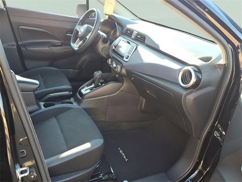 Used 2023 Nissan Versa SV image 16