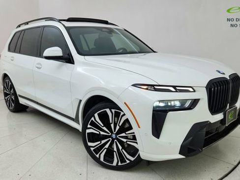 Used 2024 BMW X7 xDrive40i w/ M Sport Package AWD/4WD image 93