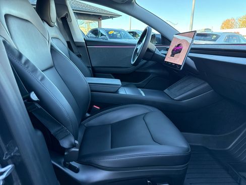 Used 2025 Tesla Model 3 Long Range image 21