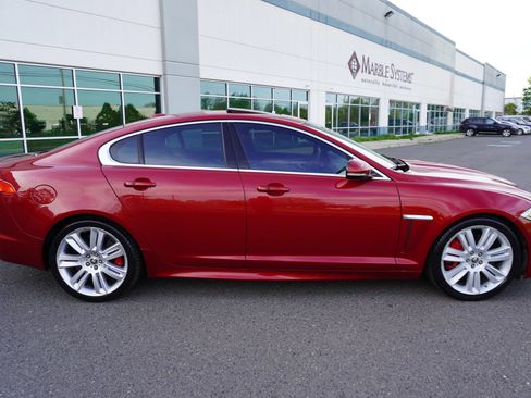 Used 2012 Jaguar XF R image 8