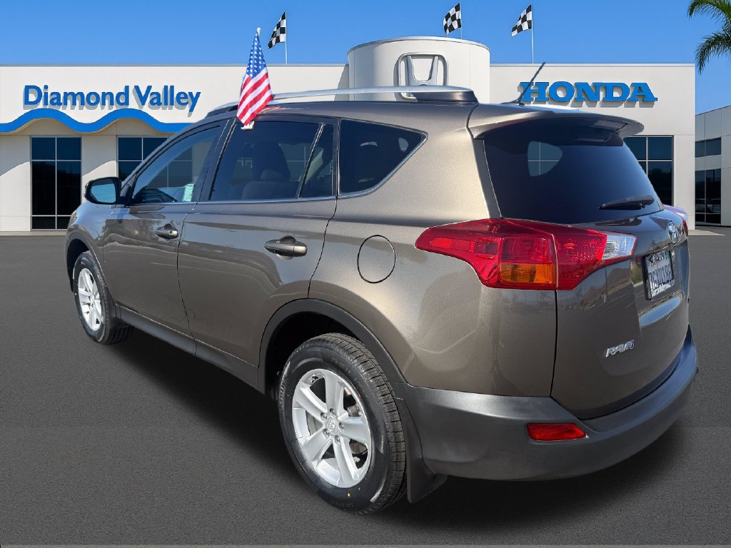 Used 2014 Toyota RAV4 XLE FWD image 4