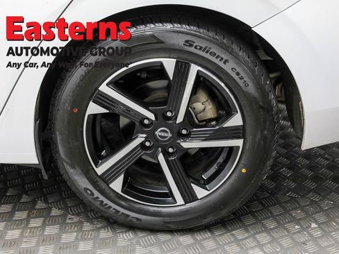 Used 2024 Nissan Sentra SV image 15