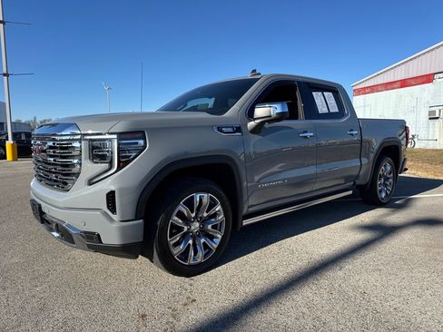 Used 2024 GMC Sierra 1500 Denali image 2