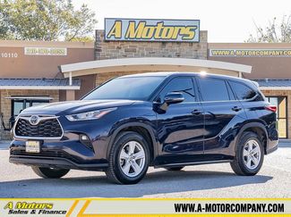 Used 2020 Toyota Highlander LE video 1