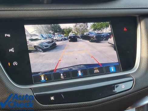 Certified 2024 Cadillac XT5 Premium Luxury w/ Technology Package FWD image 26