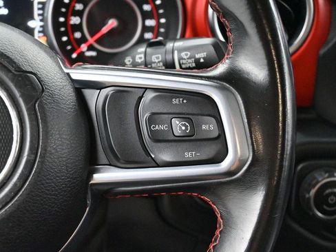 Used 2020 Jeep Wrangler Unlimited Rubicon AWD/4WD image 16