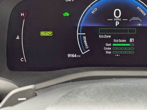 Certified 2025 Toyota Camry SE w/ Convenience Package image 20