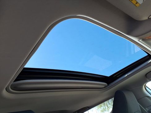 Used 2019 Toyota RAV4 XLE image 10