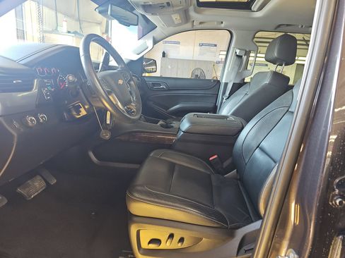 Used 2018 Chevrolet Tahoe LT AWD/4WD image 4