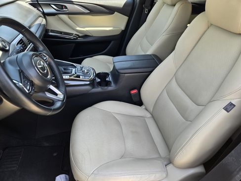 Used 2018 MAZDA CX-9 Touring AWD/4WD image 9