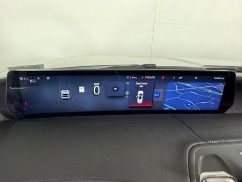 Used 2025 Ford Expedition Platinum image 15