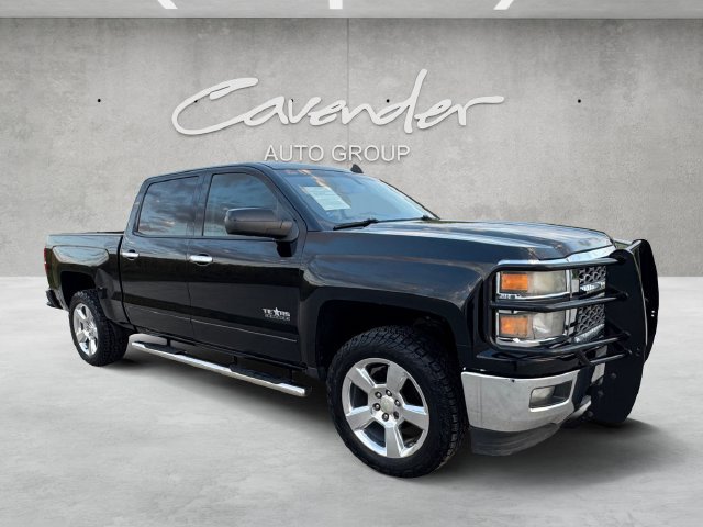 Used 2015 Chevrolet Silverado 1500 LT w/ Texas Edition, 1LT Trim RWD image 2