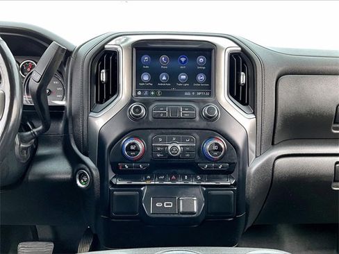 Used 2022 Chevrolet Silverado 1500 RST image 17