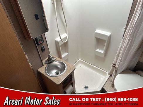 Used 2016 Mercedes-Benz Sprinter 3500 image 25