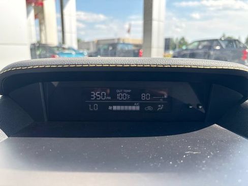 Used 2021 Subaru Crosstrek 2.5i Sport w/ Moonroof Package AWD/4WD image 14