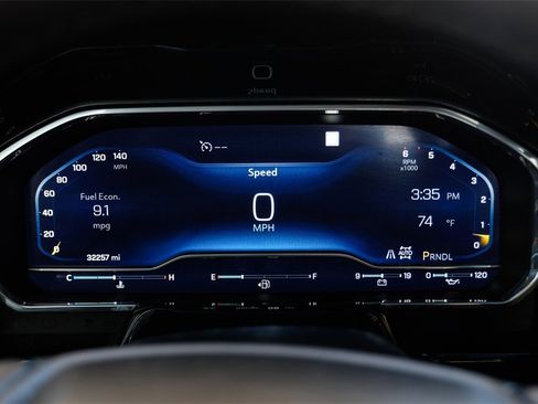 Used 2022 Chevrolet Silverado 1500 LT w/ Z71 Off-Road Package image 15