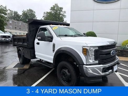 Used 2019 Ford F550 4x4 Regular Cab Super Duty w/ XL Value Package image 1