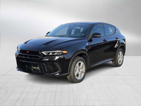 Used 2023 Dodge Hornet GT w/ Cold Weather Group image 4