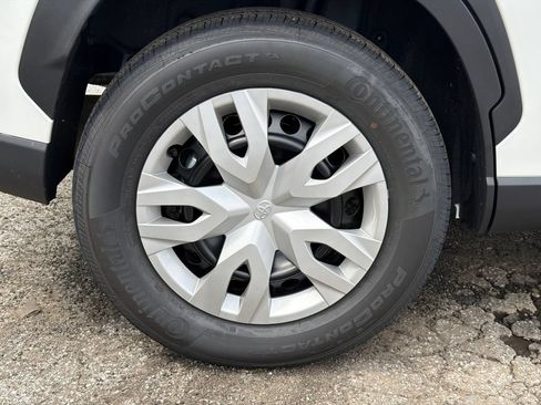 Used 2026 Toyota Corolla Cross L FWD image 17