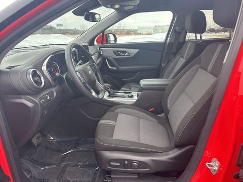 Used 2025 Chevrolet Blazer LT AWD/4WD image 11