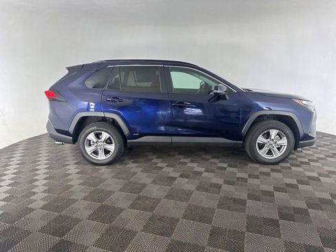 Used 2024 Toyota RAV4 XLE w/ Convenience Package AWD/4WD image 5