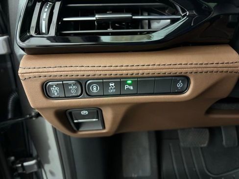 New 2026 Acura MDX w/ Advance Package AWD/4WD image 31