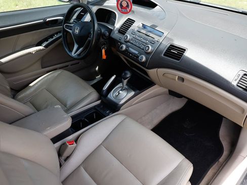 Used 2009 Honda Civic Hybrid Sedan image 16