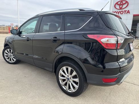 Used 2017 Ford Escape Titanium image 5