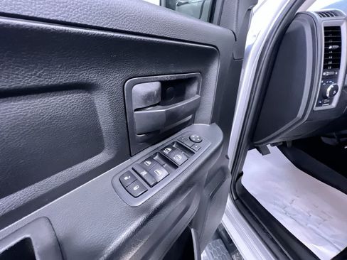 Used 2018 RAM 1500 Express w/ Express Value Package RWD image 12