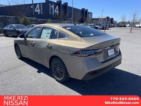 New 2026 Nissan Sentra SV w/ SV Convenience Package FWD image 4