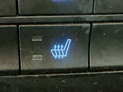 Used 2015 RAM 1500 Outdoorsman image 24