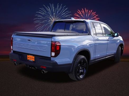 Used 2025 Honda Ridgeline Black Edition image 5