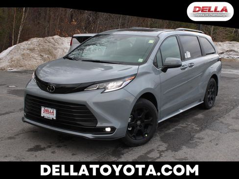 New 2026 Toyota Sienna XLE Woodland Edition AWD/4WD image 1