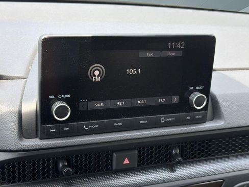 Used 2025 Honda CR-V LX image 22