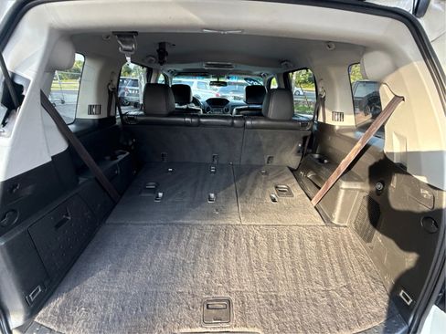 Used 2012 Honda Pilot Touring image 22