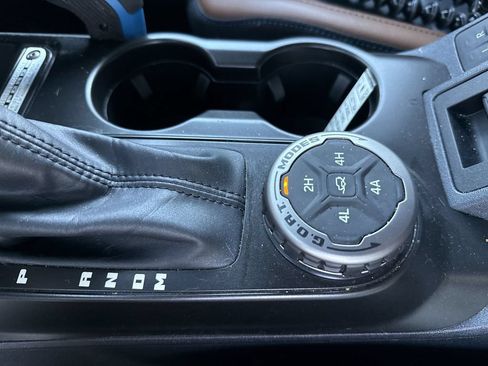 Certified 2023 Ford Bronco Outer Banks AWD/4WD image 34