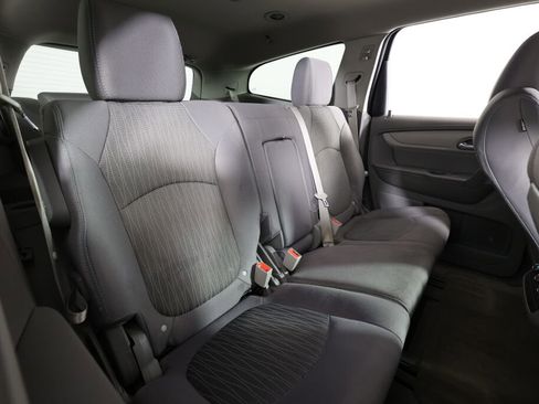 Used 2014 Chevrolet Traverse LS FWD image 20