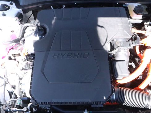 New 2026 Hyundai Elantra Limited FWD image 21