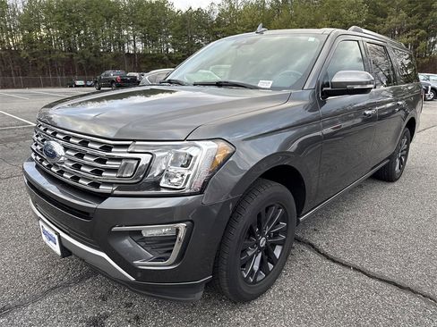 Used 2019 Ford Expedition Max Limited w/ Equipment Group 301A image 3